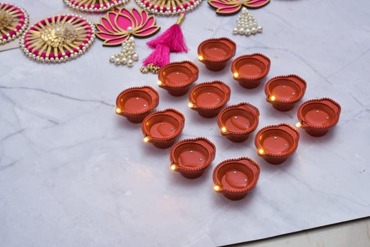 Add a touch of tradition with a modern glow. This floating LED Water Diya features a warm, flickering light that mimics a real flame—perfect for Diwali, poojas, or home decor. Safe, reusable, and elegant, it’s ideal for bowls, fountains, or centerpieces.
